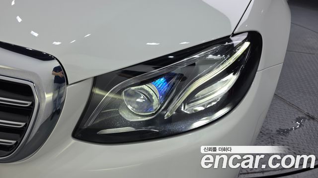 Mercedes-Benz E-Class E220d 4MATIC Exclusive