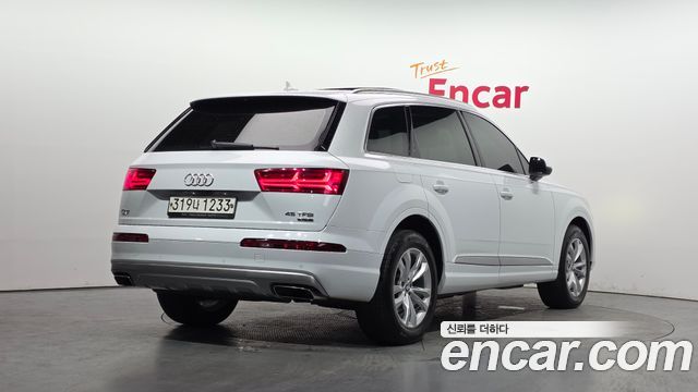 Audi Q7 45 TFSI Quattro