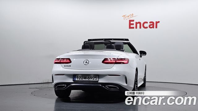 Mercedes-Benz E-Class E220d Cabriolet