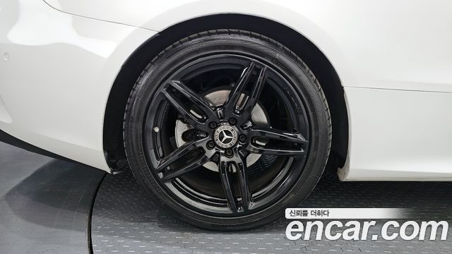 Mercedes-Benz E-Class E220d Cabriolet