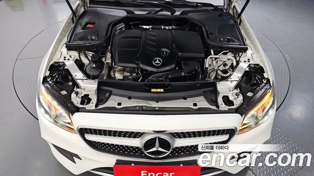 Mercedes-Benz E-Class E220d Cabriolet