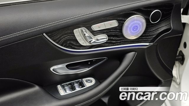 Mercedes-Benz E-Class E220d Cabriolet