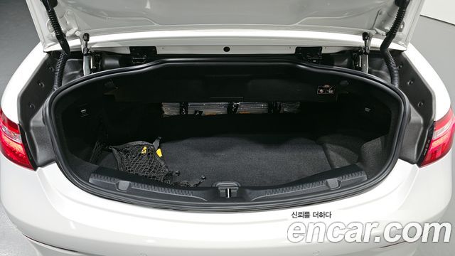 Mercedes-Benz E-Class E220d Cabriolet