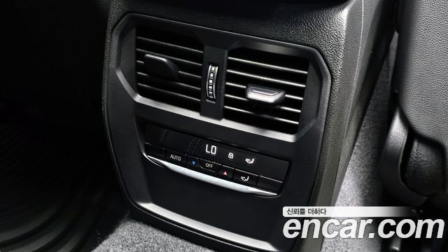 BMW 2-Series M240i xDrive Online Exclusive Coupe