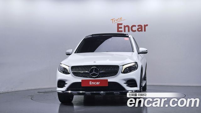 Mercedes-Benz GLC-Class GLC300 4MATIC AMG Line