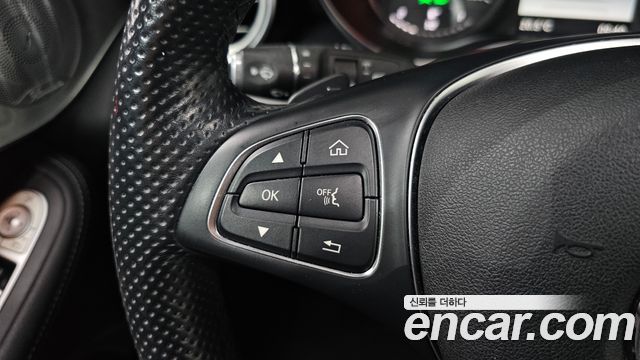 Mercedes-Benz GLC-Class GLC300 4MATIC AMG Line