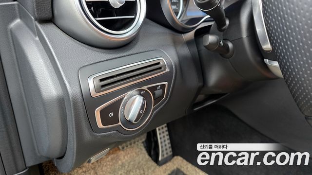 Mercedes-Benz C-Class C200 Cabriolet
