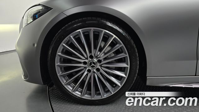 Mercedes-Benz C-Class C300 4MATIC AMG Line