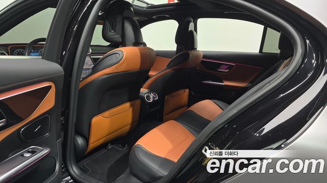 Mercedes-Benz C-Class C300 4MATIC AMG Line