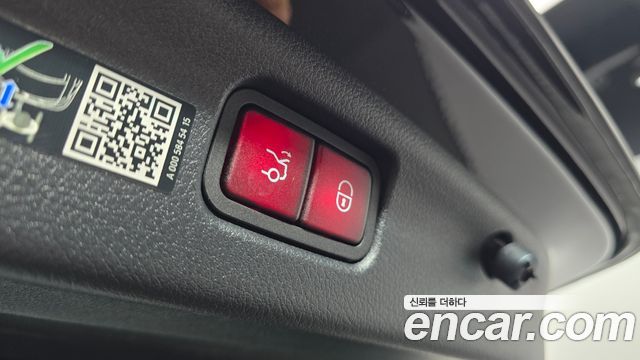 Mercedes-Benz C-Class C300 4MATIC AMG Line