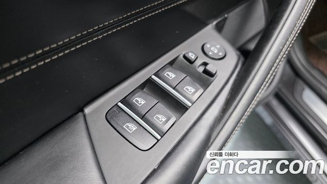 BMW 5-Series 530i xDrive Luxury Plus