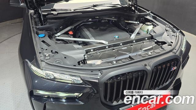 BMW X7 xDrive 40i M Sport 7STR