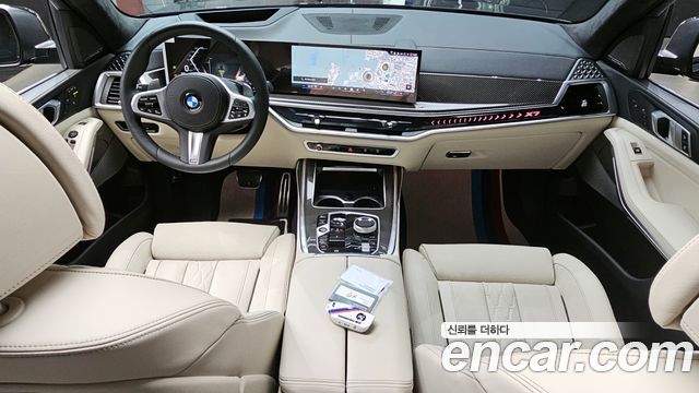 BMW X7 xDrive 40i M Sport 7STR