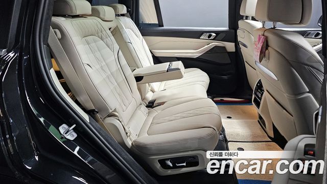BMW X7 xDrive 40i M Sport 7STR