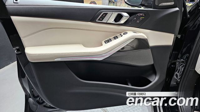 BMW X7 xDrive 40i M Sport 7STR