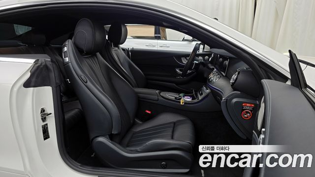 Mercedes-Benz E-Class E300d 4MATIC Coupe