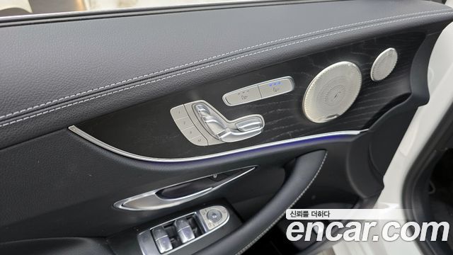 Mercedes-Benz E-Class E300d 4MATIC Coupe