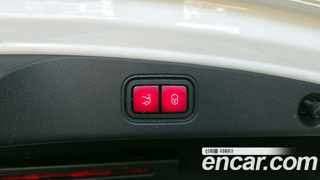 Mercedes-Benz E-Class E300d 4MATIC Coupe