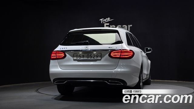 Mercedes-Benz C-Class C220 d 4MATIC Estate
