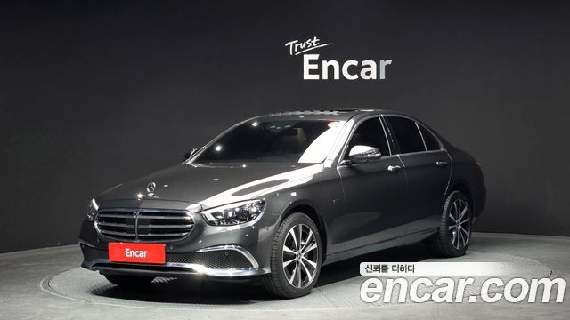 Mercedes-Benz E-Class E300e 4MATIC Exclusive