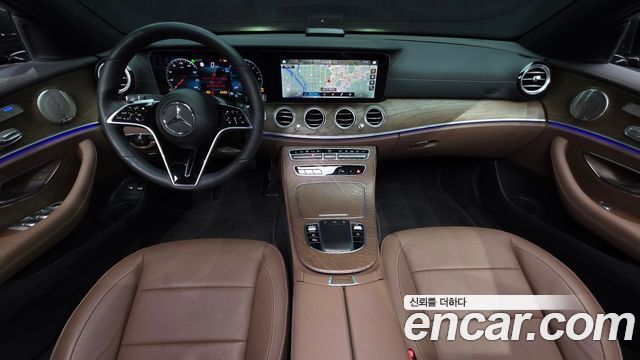 Mercedes-Benz E-Class E300e 4MATIC Exclusive