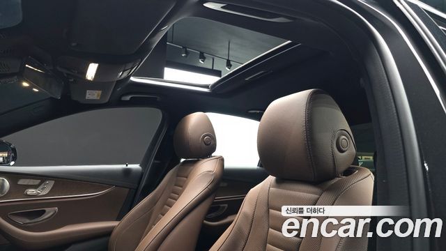 Mercedes-Benz E-Class E300e 4MATIC Exclusive
