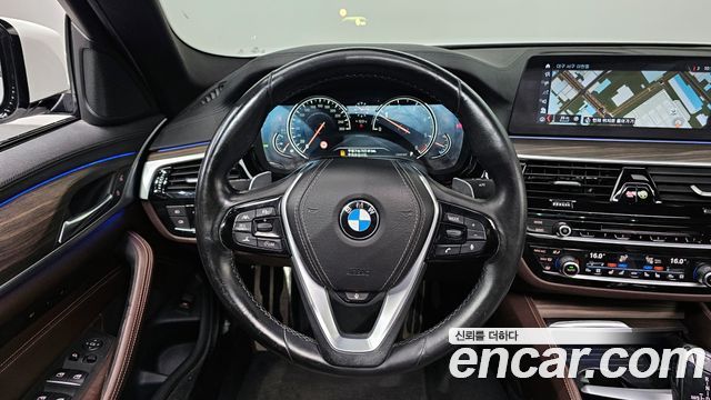 BMW 5-Series 520d M Sport Package Plus