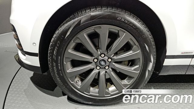 Land Rover Range Rover Velar 3.0 P380 R-Dynamic SE