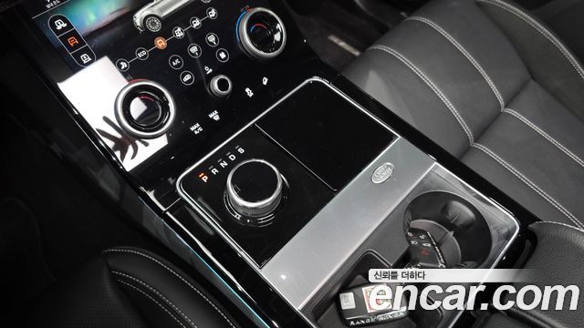 Land Rover Range Rover Velar 3.0 P380 R-Dynamic SE