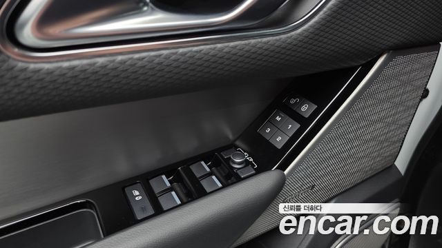 Land Rover Range Rover Velar 3.0 P380 R-Dynamic SE