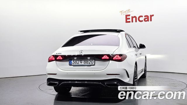 Mercedes-Benz E-Class E200 AMG Line