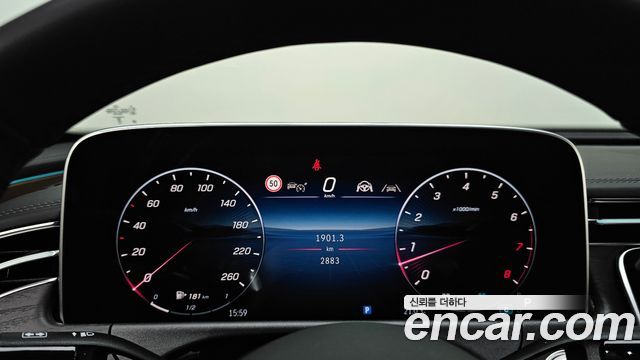 Mercedes-Benz E-Class E200 AMG Line