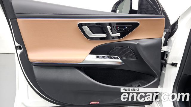 Mercedes-Benz E-Class E200 AMG Line