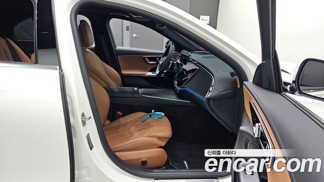 Mercedes-Benz E-Class E200 AMG Line