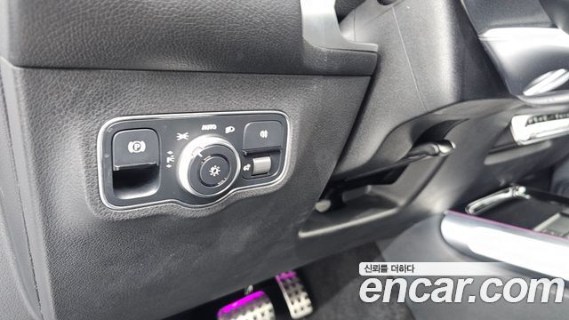 Mercedes-Benz GLB-Class AMG GLB35 4MATIC