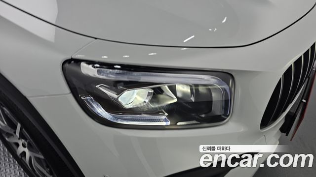 Mercedes-Benz GLB-Class AMG GLB35 4MATIC