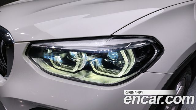 BMW X4 xDrive20i xLine