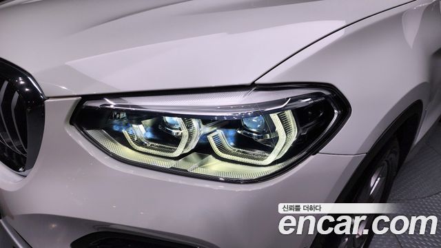 BMW X4 xDrive20i xLine
