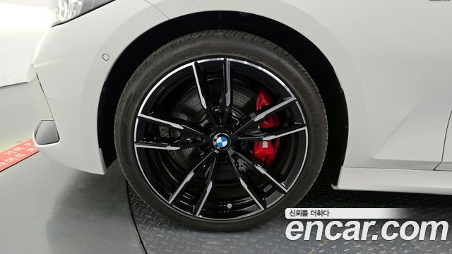 BMW 3-Series M340i xDrive Touring Pro