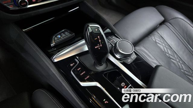 BMW 5-Series 530i M Sport Package