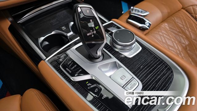BMW 7-Series 740Li xDrive M Sport Package