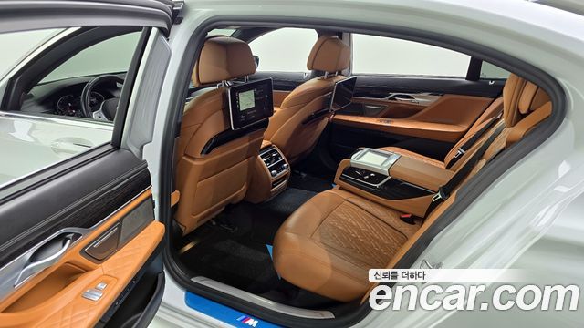BMW 7-Series 740Li xDrive M Sport Package