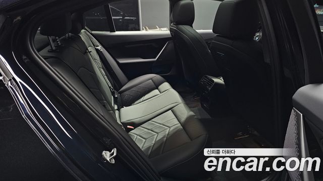 BMW 5-Series 520i M Sport