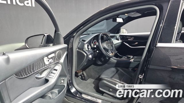 Mercedes-Benz GLC-Class GCL300 4MATIC Coupe