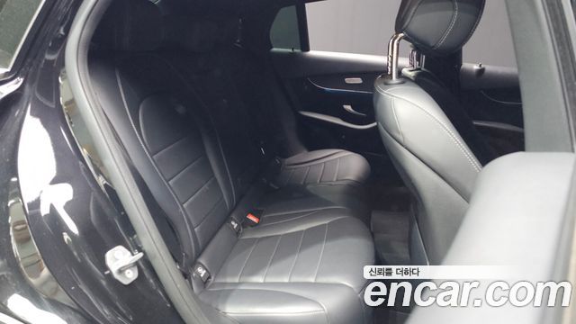 Mercedes-Benz GLC-Class GCL300 4MATIC Coupe