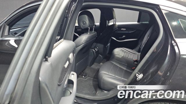 Mercedes-Benz GLC-Class GCL300 4MATIC Coupe