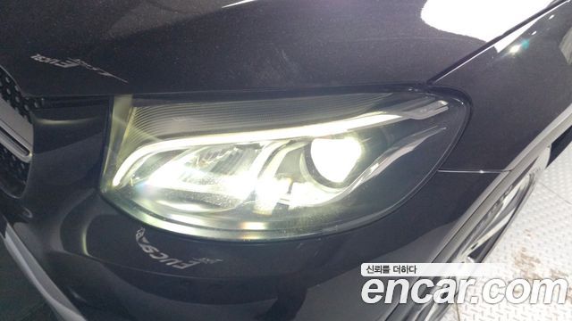Mercedes-Benz GLC-Class GCL300 4MATIC Coupe