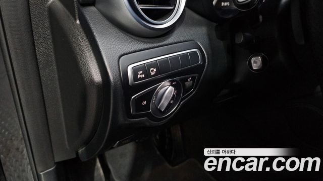 Mercedes-Benz GLC-Class GCL300 4MATIC Coupe