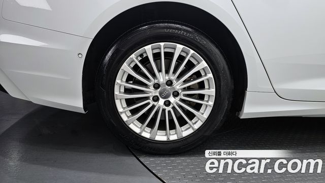 Audi A6 45 TFSI Premium