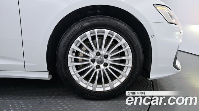 Audi A6 45 TFSI Premium